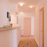Luna Rossa, Apartamento *