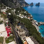 Luna Rossa, Apartamento