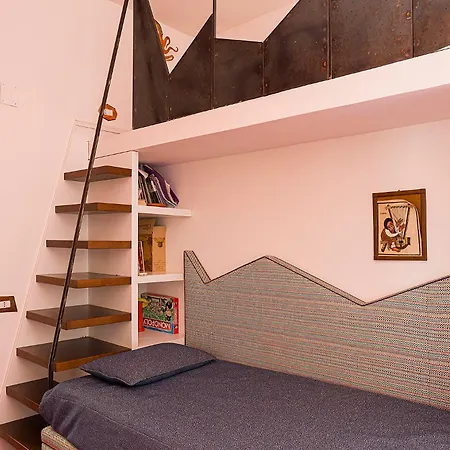 Luna Rossa, Apartamento