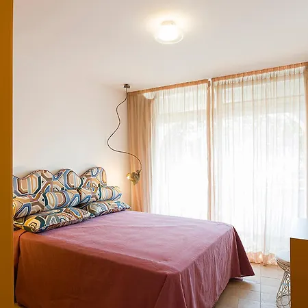 Luna Rossa, Apartamento Capri