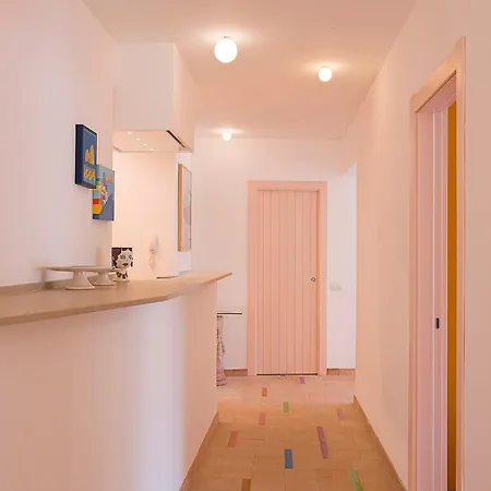 Luna Rossa, Apartamento *